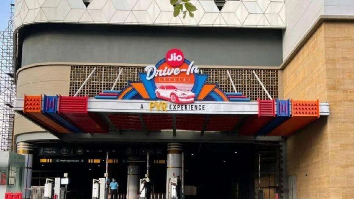 Mumbai gets first rooftop drivein movie theatre in India