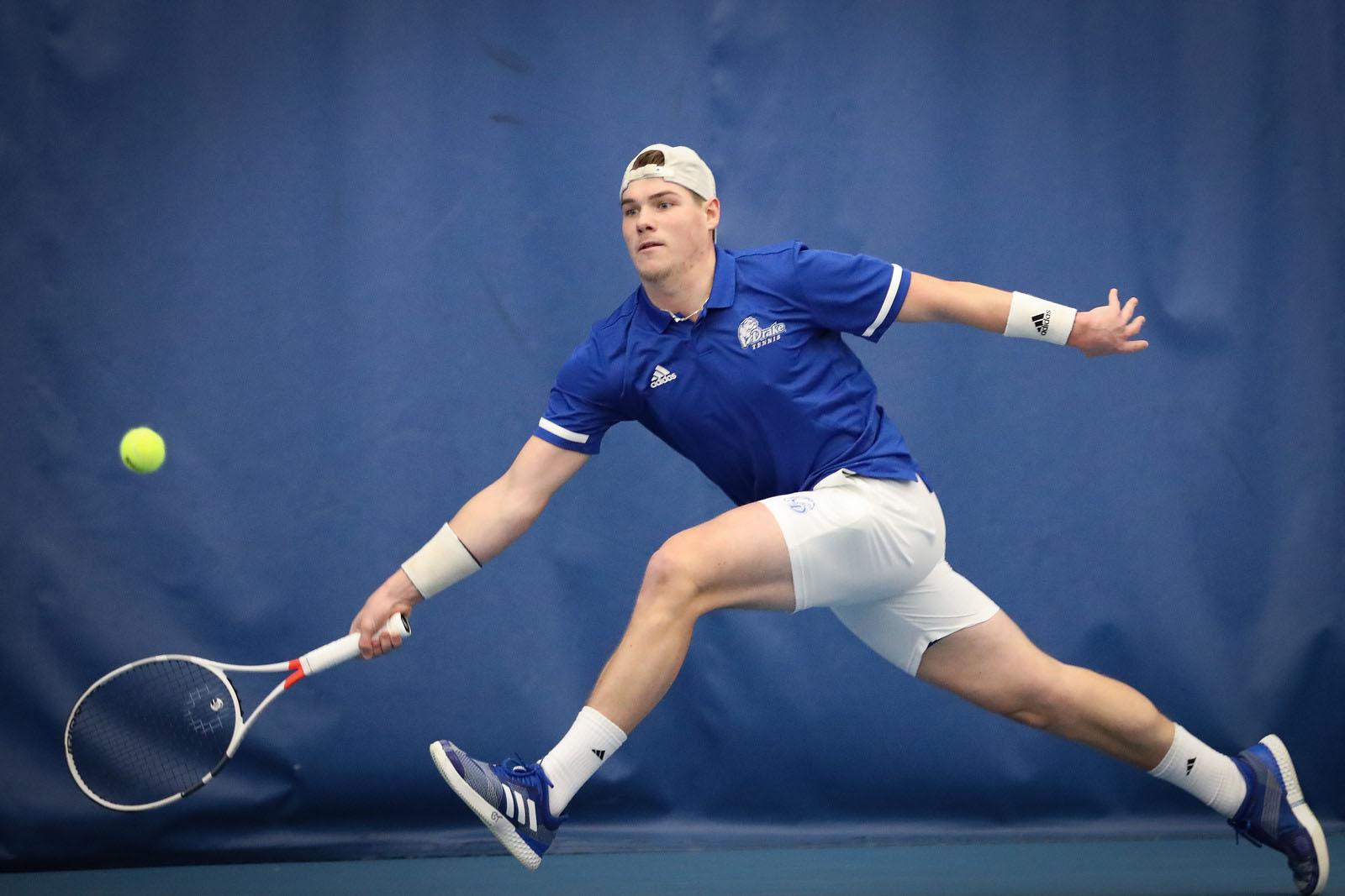 Men's Tennis Falls to NationallyRanked Iowa Players The TimesDelphic