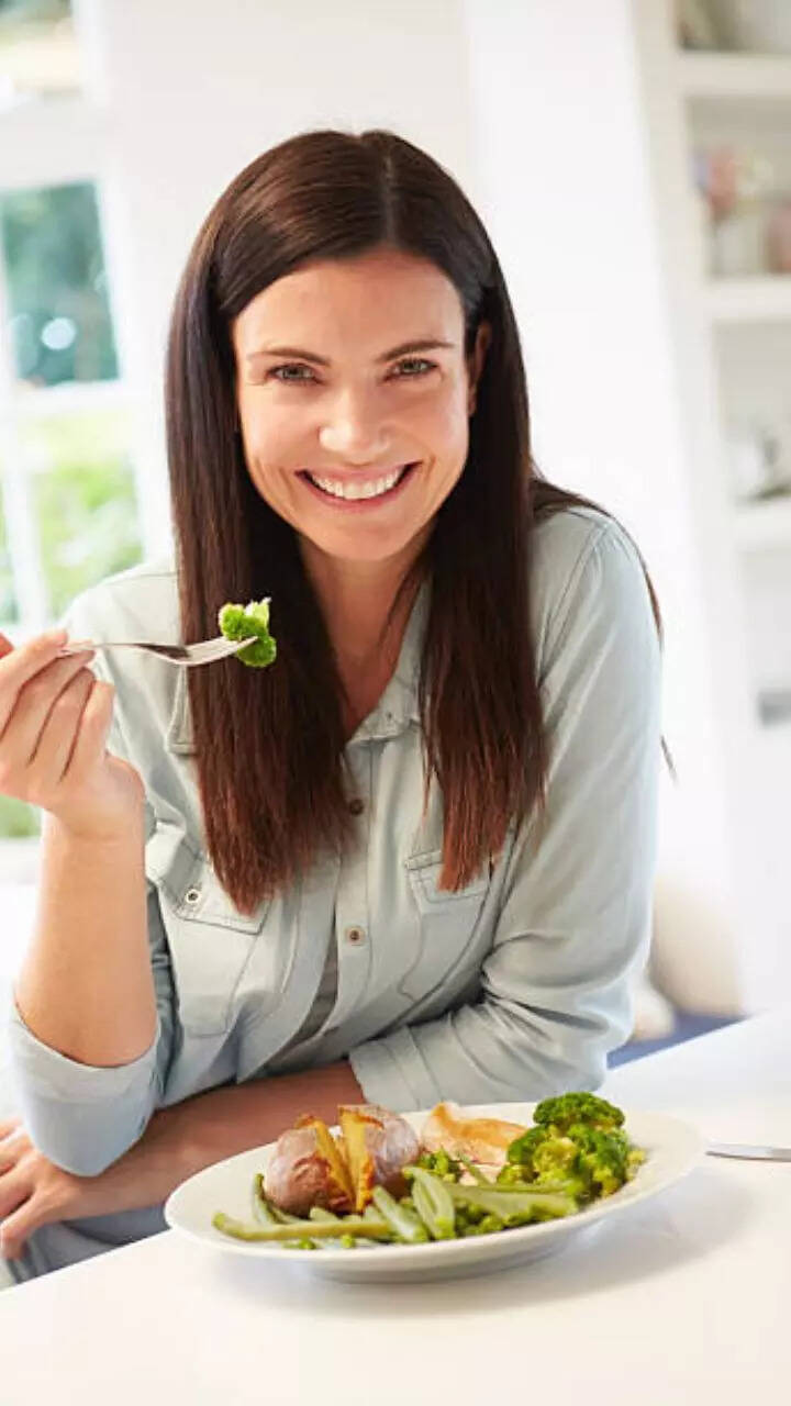 10 nutritional deficiencies that can cause weight gain Century Life Style