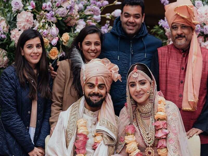 Anushka Sharma and Virat Kohli wedding photos Interesting pictures