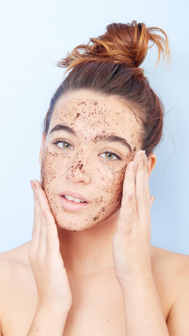 DIY scrub to remove dark spots