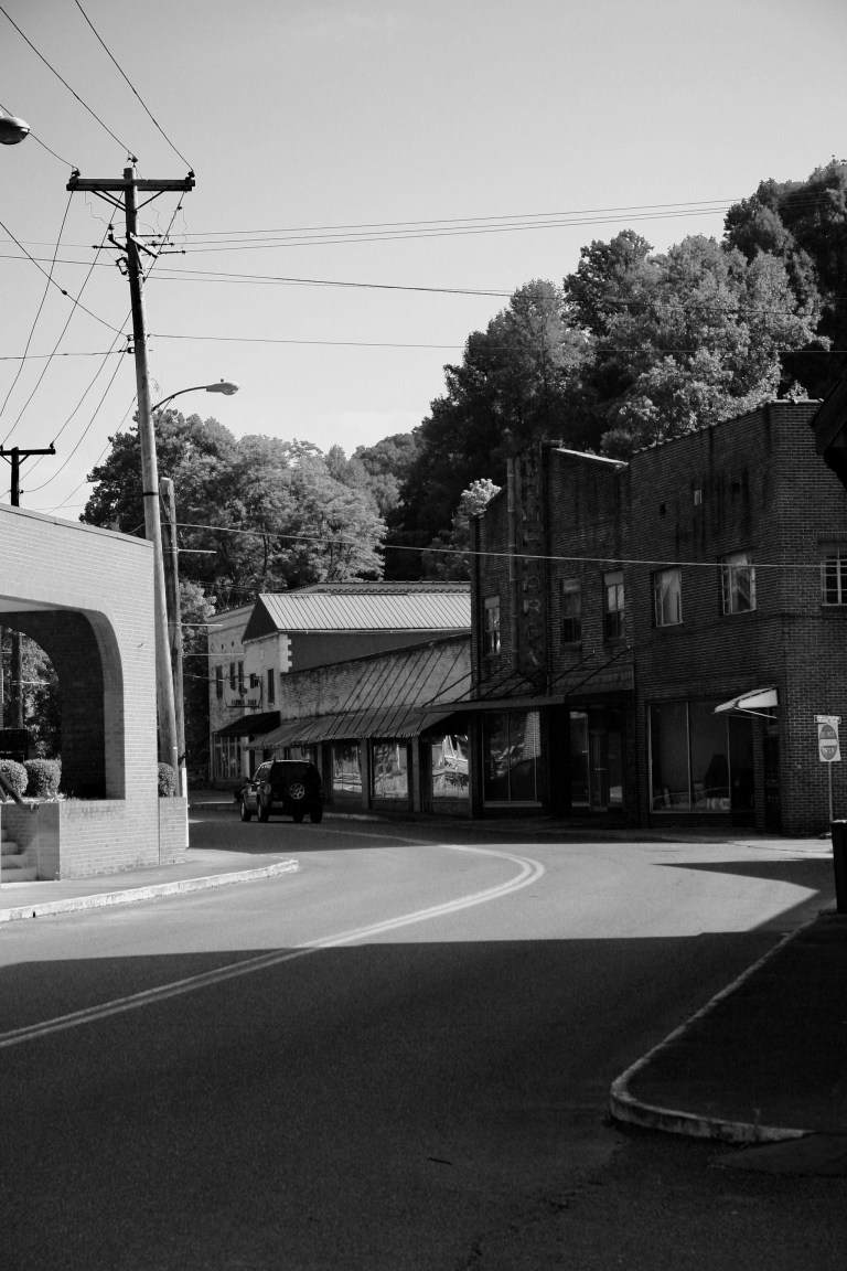 Downtown Neon, KY Photography That Matters
