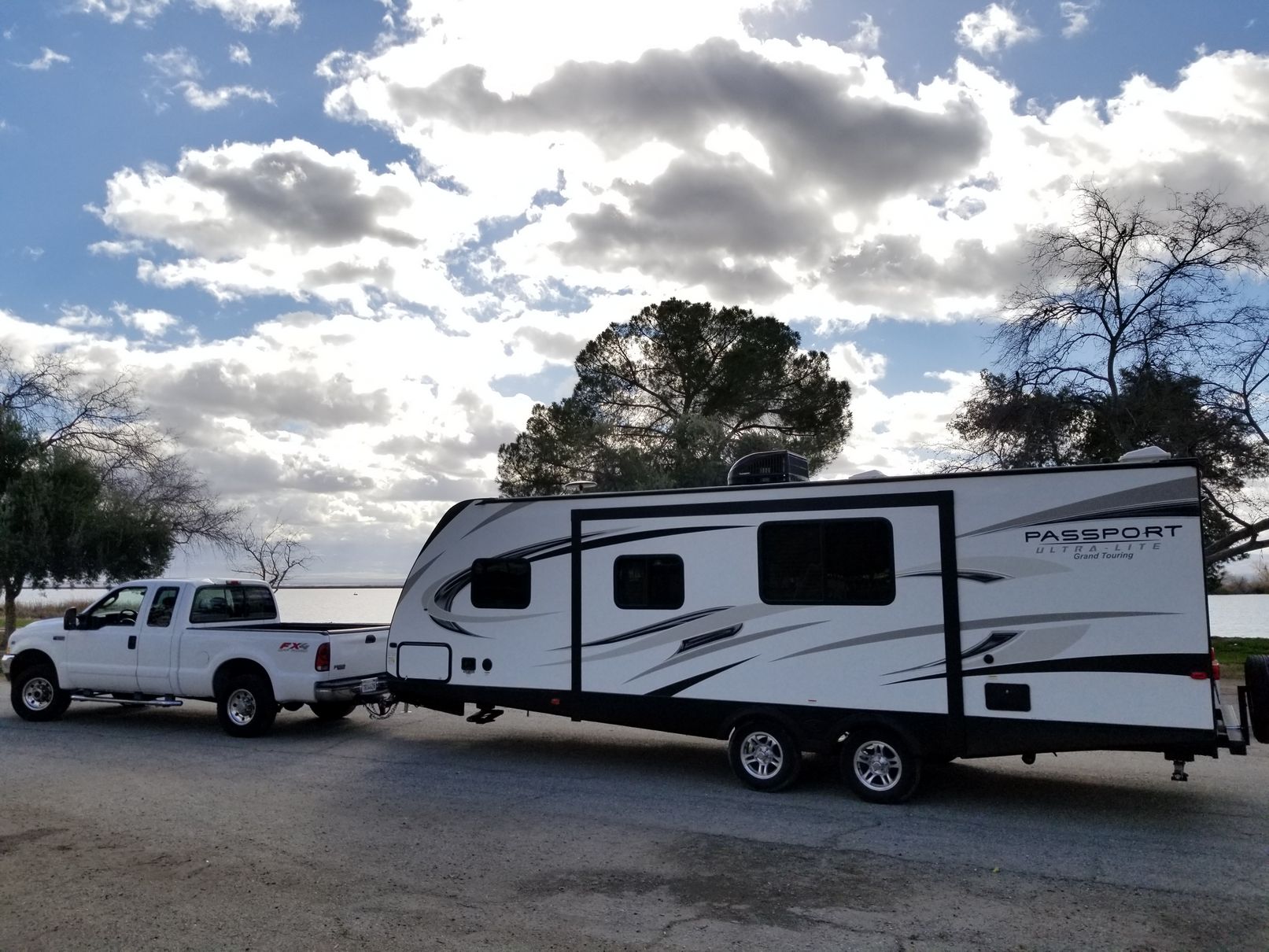 30ft Keystone Passport Bunkhouse Tims Trailers Kern County RV Rentals