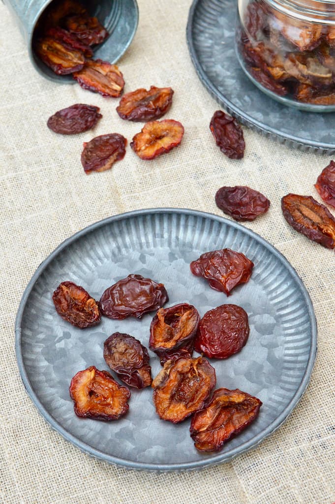 How To Make Your Own Prunes Tin and Thyme