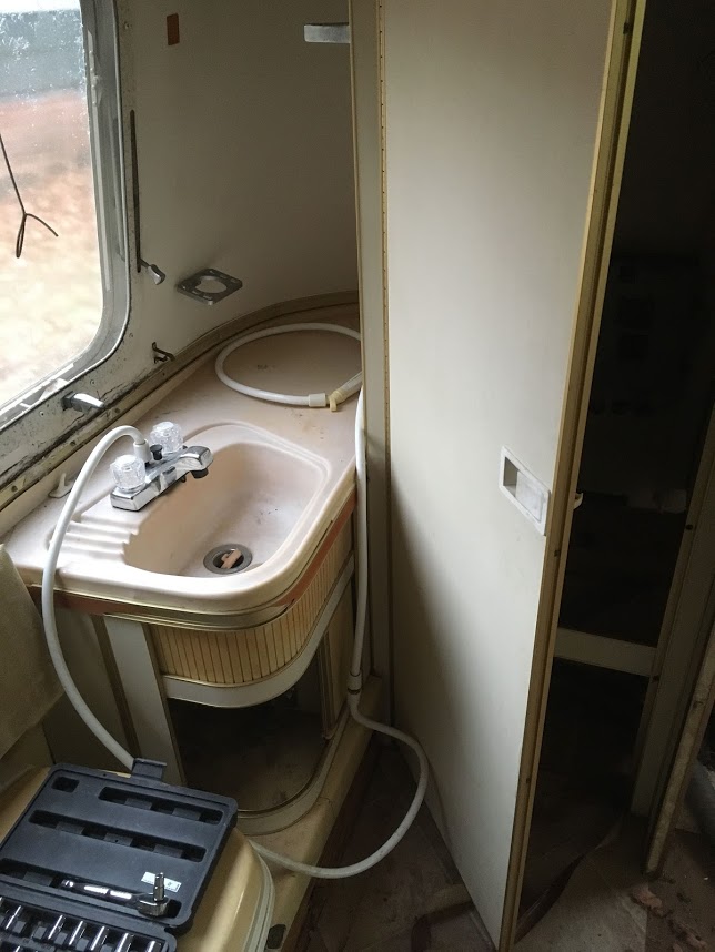 Airstream Shower Mid Bath Airstream Full Time Travel