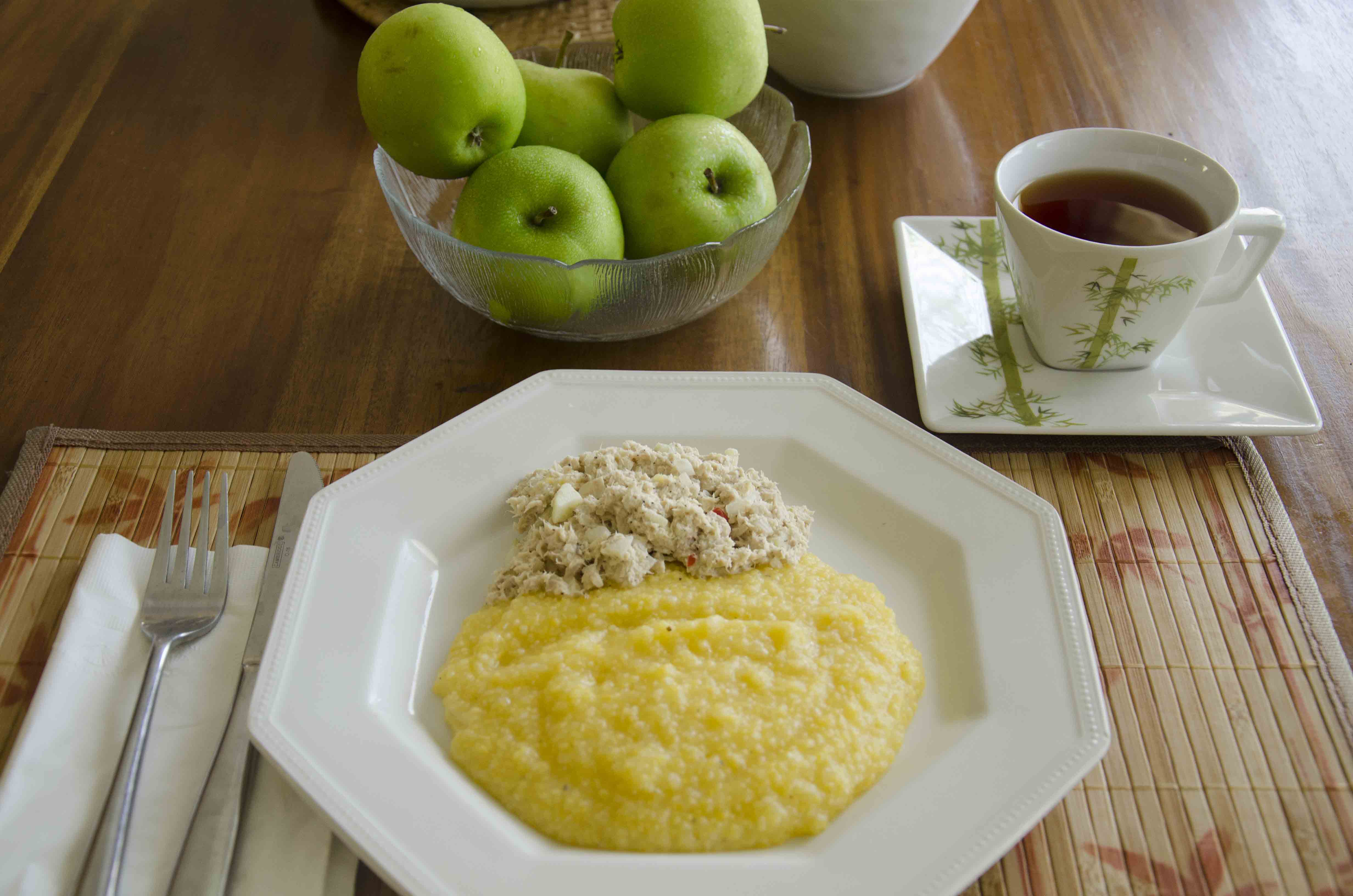 Tuna and Grits Tines that Bind