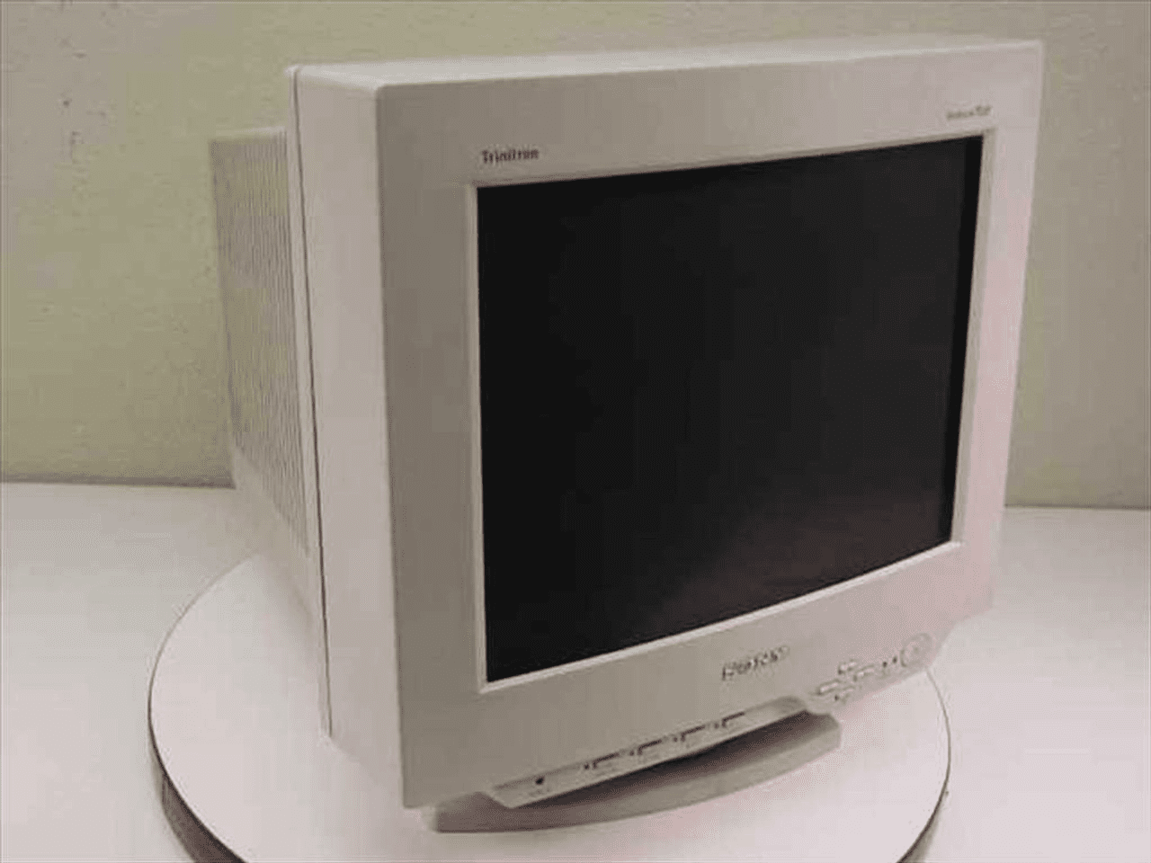 Sony Trinitron one of the GREATEST TV and monitor technologies in