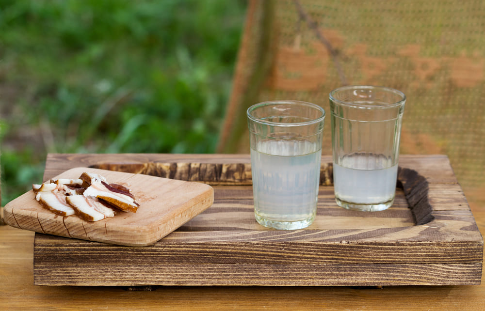 Does Moonshine Go Bad? (How To Check?) Tin Roof Drink Community