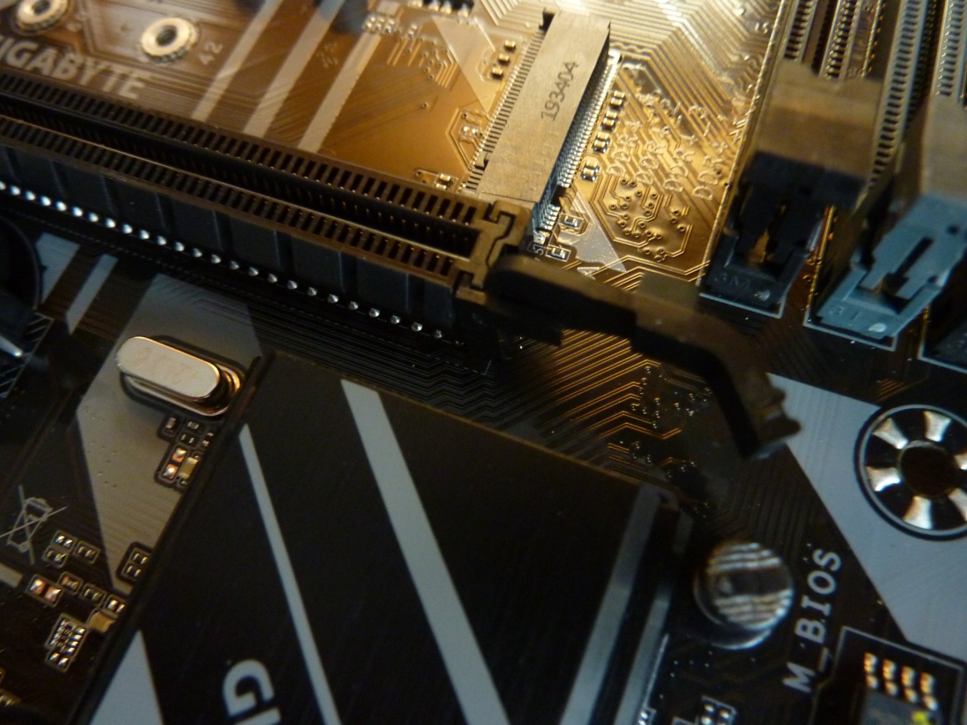 Review on Gigabyte B365MDS3H Motherboard LGA1151v2 Tiny Reviews