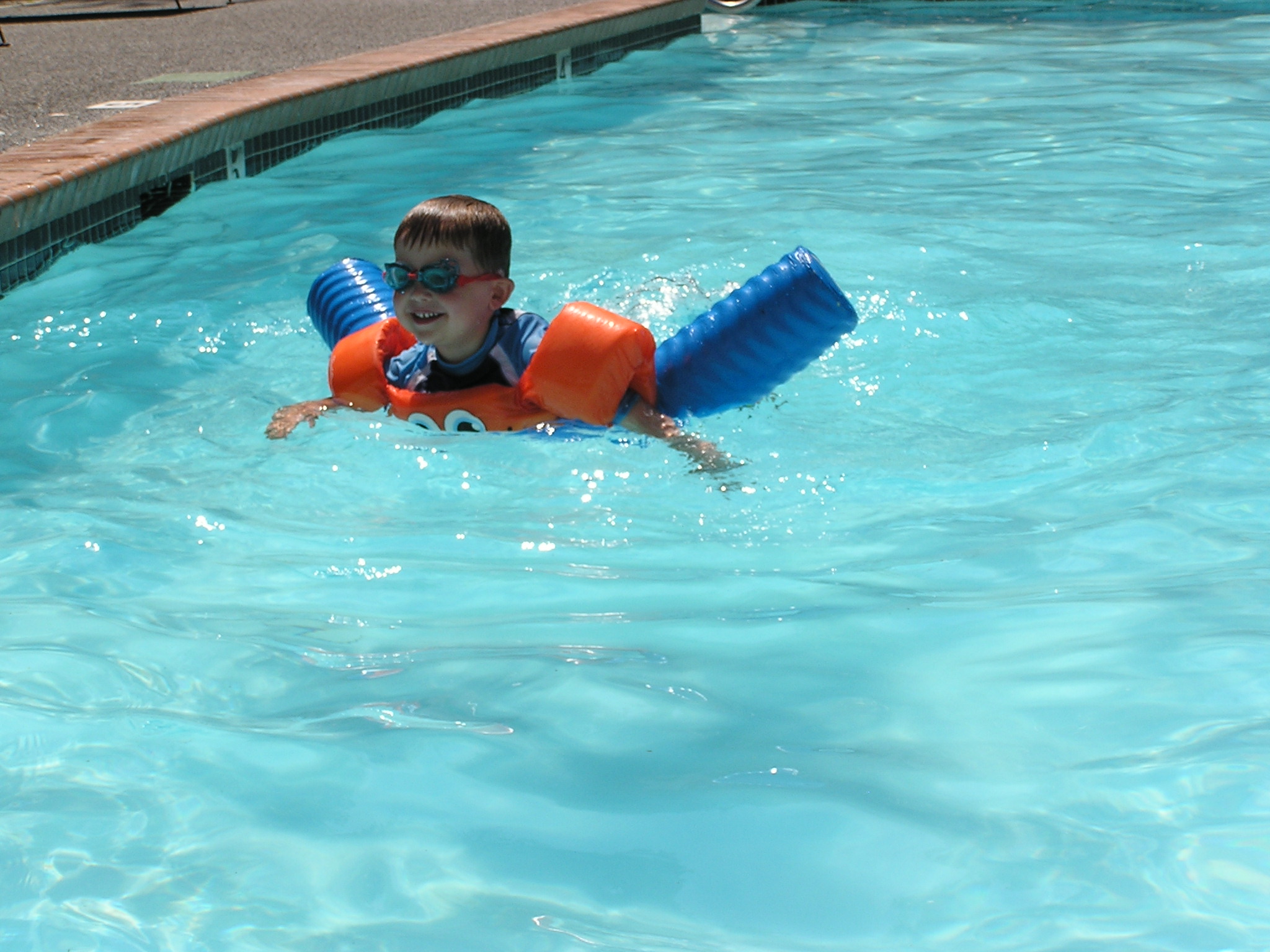 Best Outdoor Swimming Pools for Seattle Families