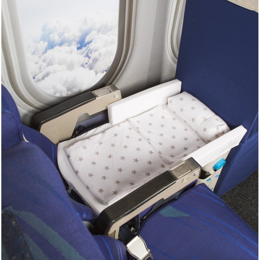 This Travel Gadget Turns Airplane Seats Into Beds for Toddlers Tinybeans