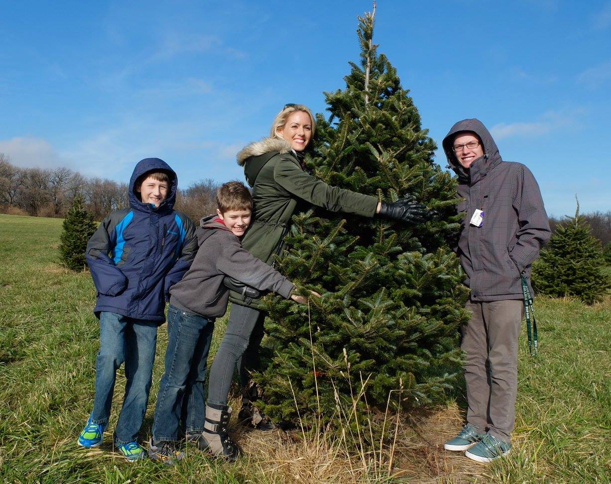 UCut Christmas Tree Farms Near Chicago 2021