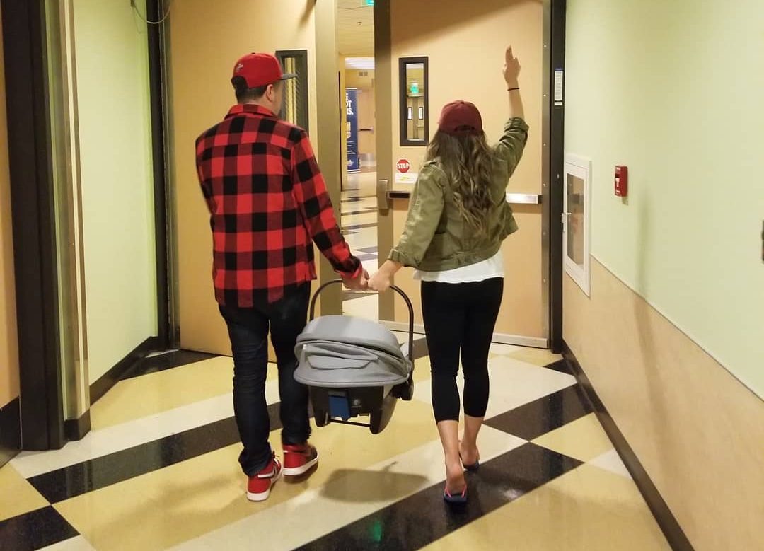 "Boy Meets World" Star Danielle Fishel Finally Brings Son Adler Home