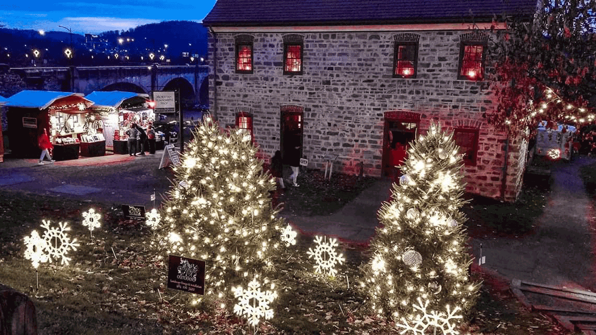 All the Reasons Bethlehem, PA is the Christmas Capital of the US