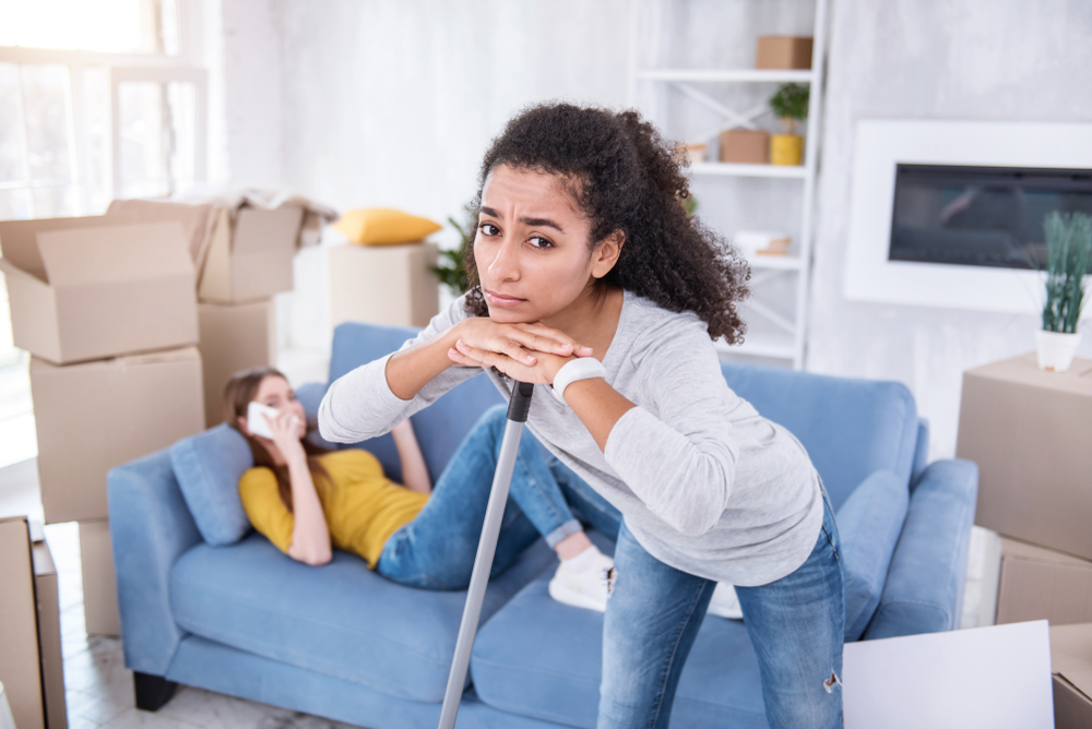 10 Ultimate Tips For Dealing With Roommate Problems