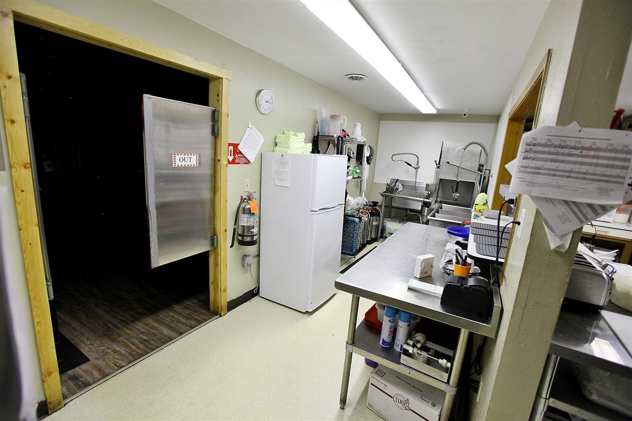 Restaurant Glenburn, North Dakota Tiny Commercial Spots