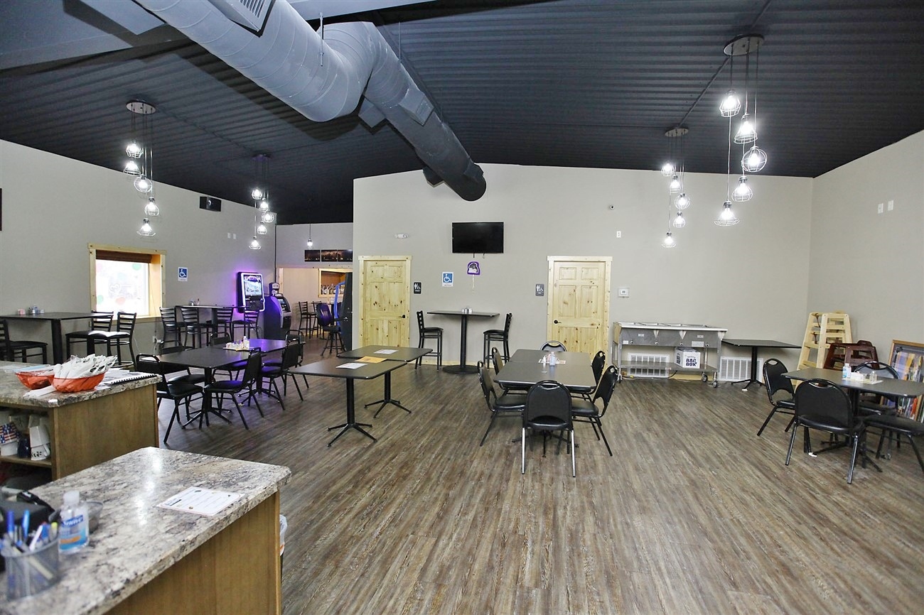 Restaurant Glenburn, North Dakota Tiny Commercial Spots