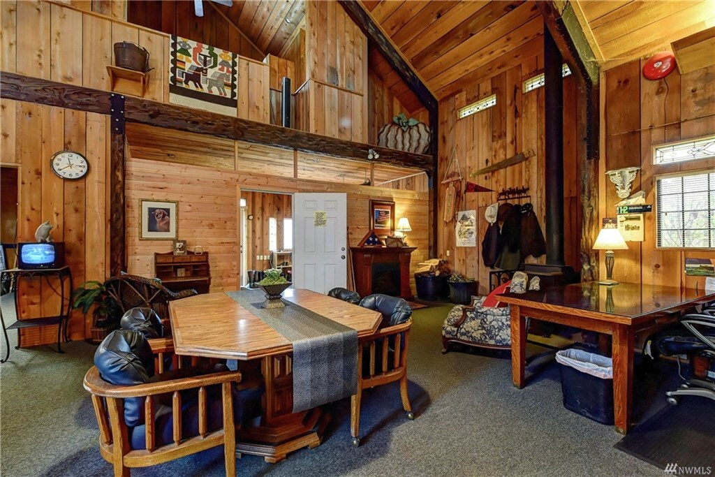 Retail Monroe, Washington Tiny Commercial Spots