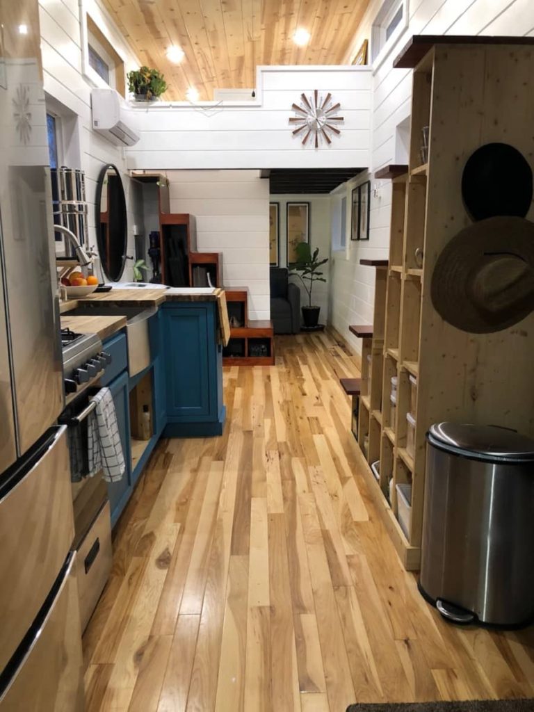 32 ft Tiny House with 2 Lofts, Flex Room + WalkIn