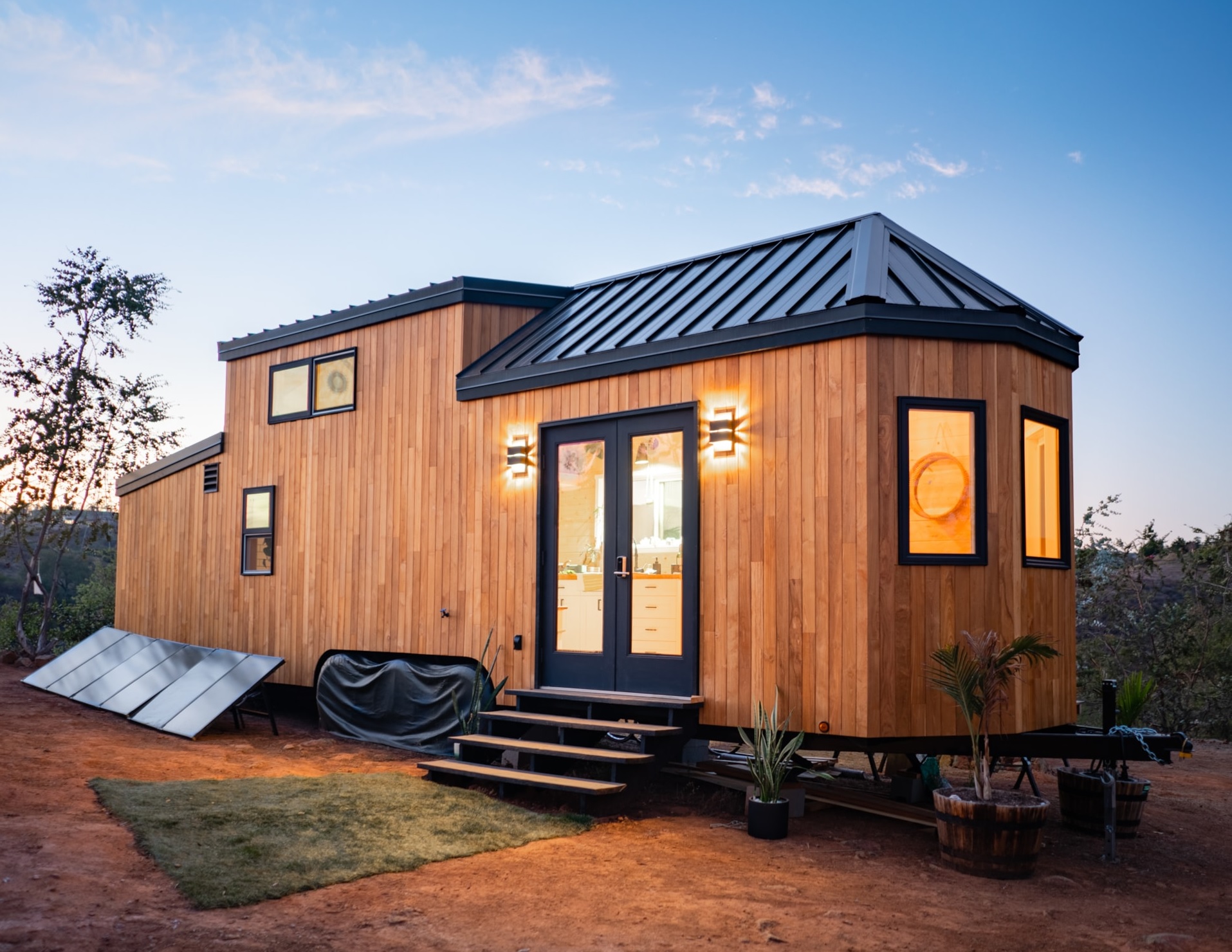 Beautiful Custom HighEnd Tiny House(03)