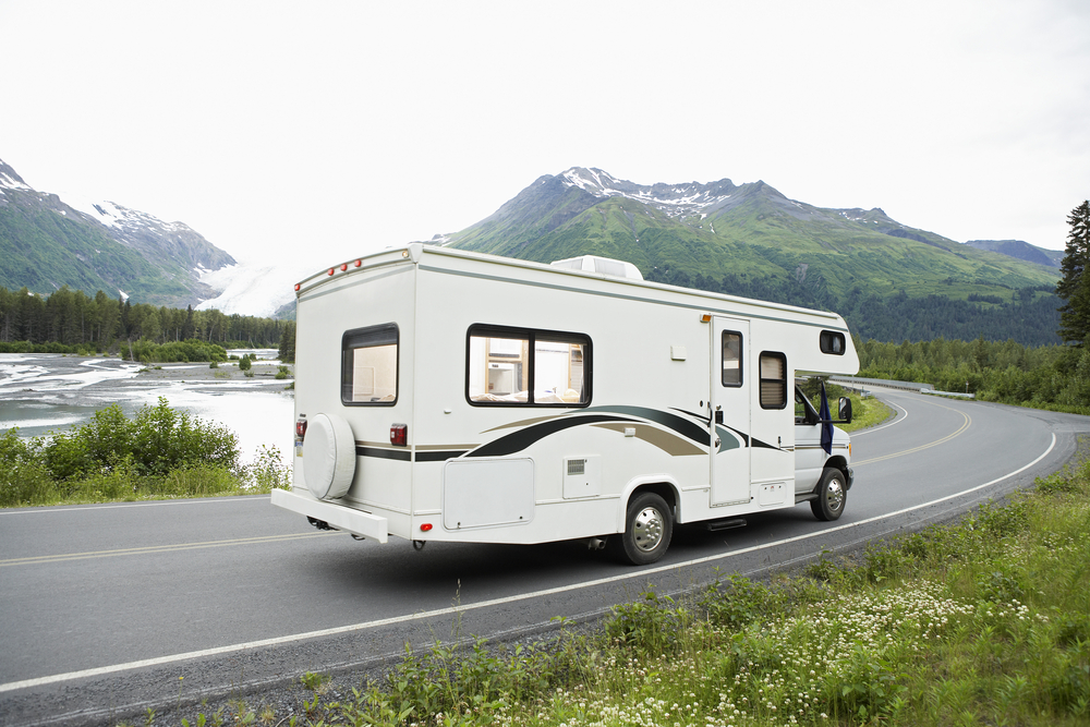How Wide Are RVs on Average? (Class A, B, C etc.) TinyHouseDesign