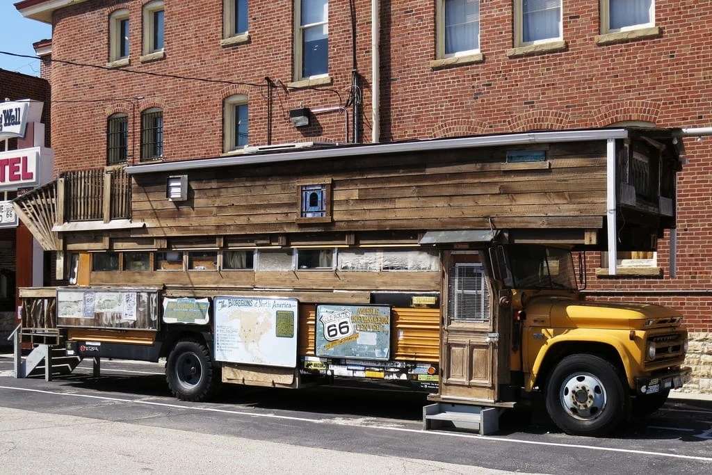 5 Creative Examples Of Buses Converted Into Homes