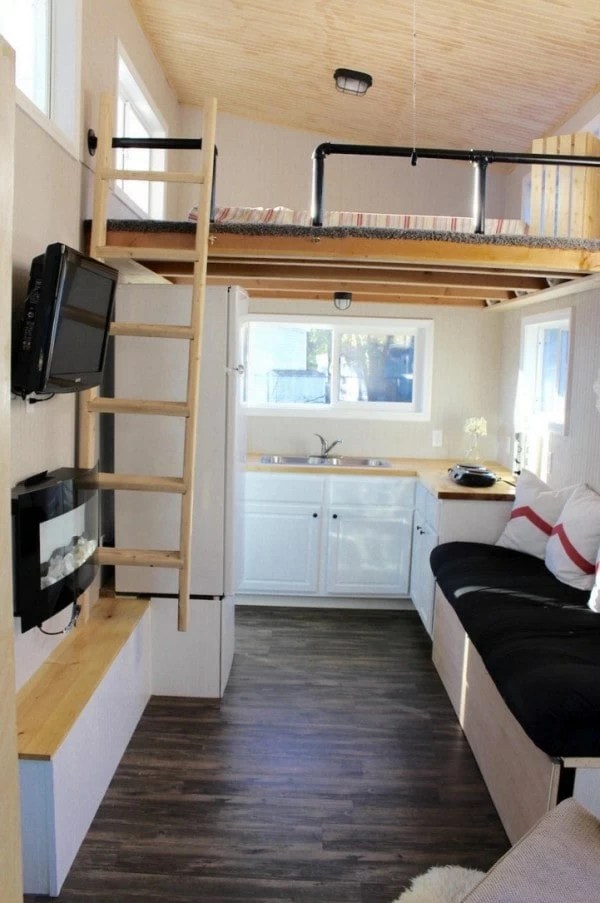 Inside Mini Mansion's 240sf "Chic Shack"