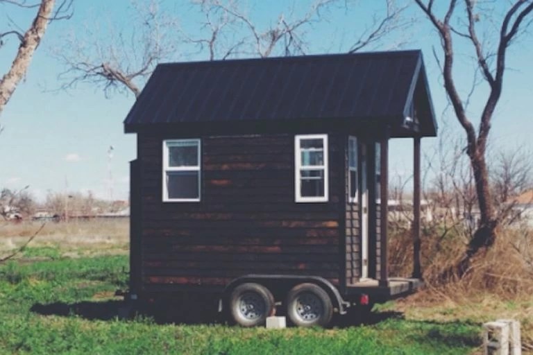 West Texas town aims for tiny house friendly renewal