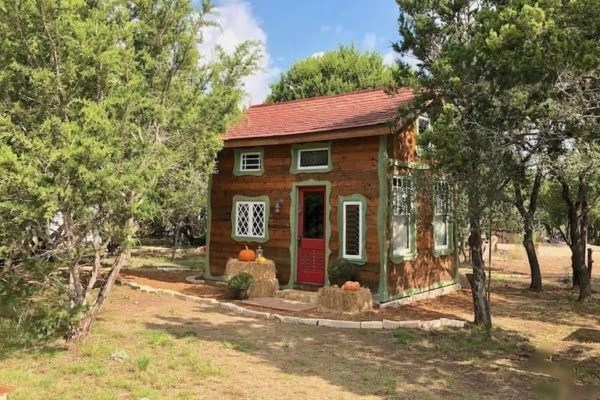 Robin Hood’s Hideout in the Texas Hill Country