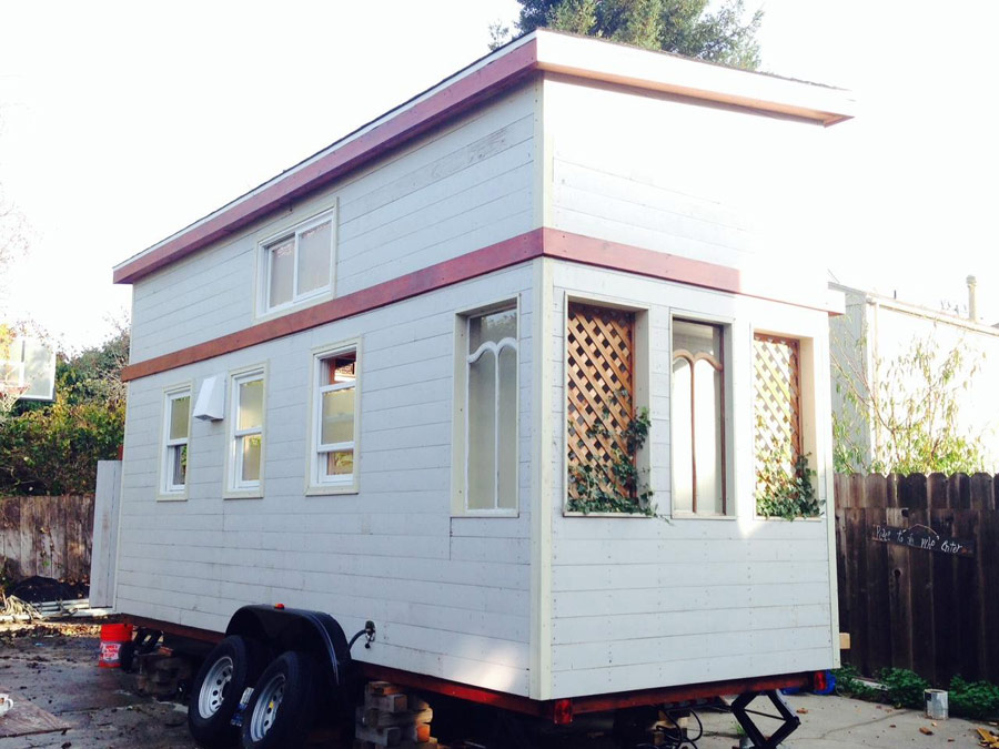Zachary’s Tiny House Tiny House Swoon