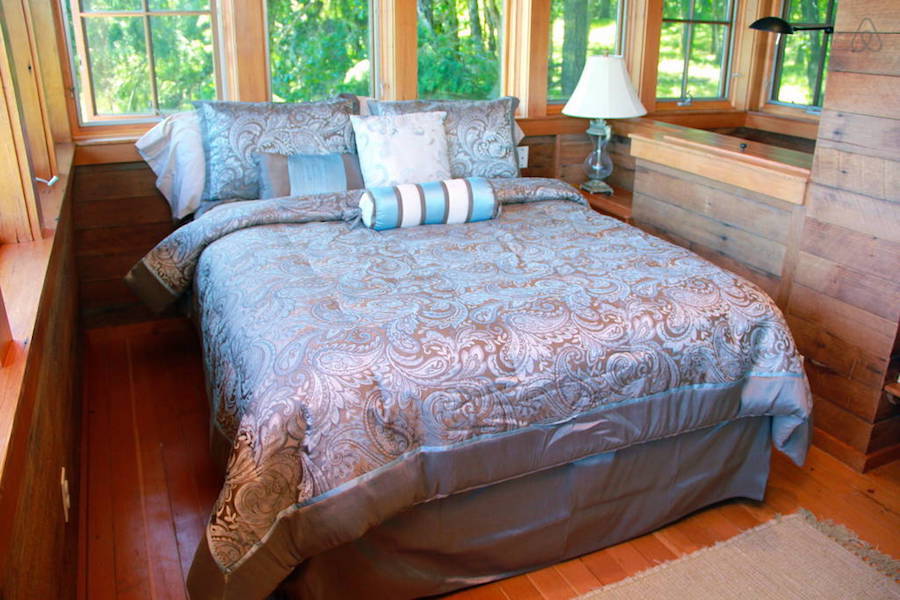 Beacon Cabin Tiny House Swoon