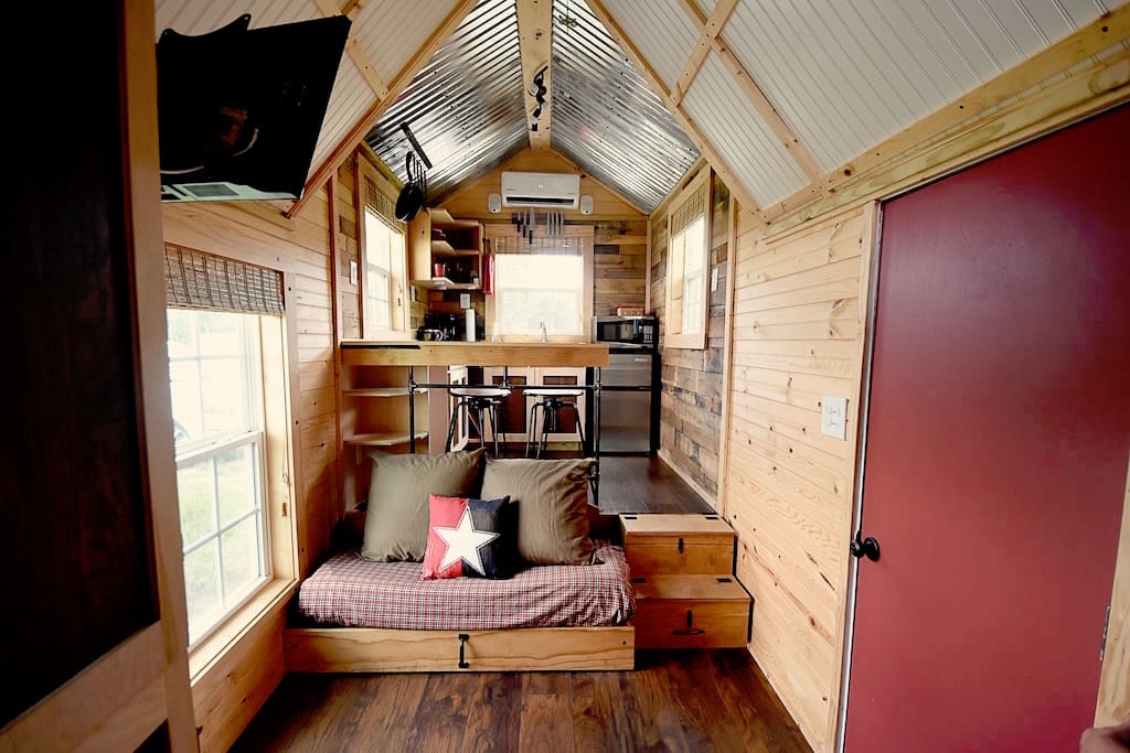 Lone Star Tiny House Swoon