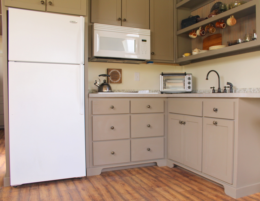 Bitty Backyard Bunkie Tiny House Swoon