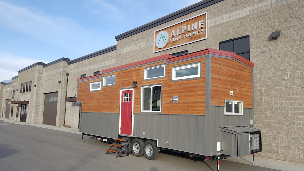 Cape Cod Tiny house Tiny House Swoon