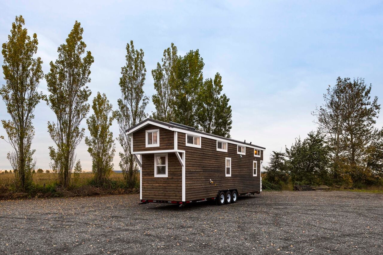 34 ft. Tiny House with Home Office!