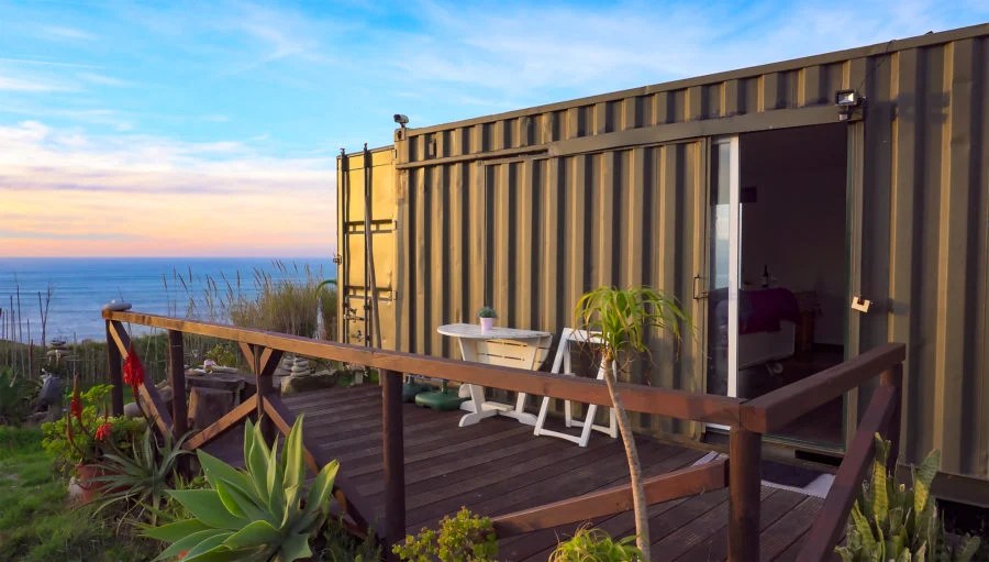 20ft Shipping Containers Turned into Epic OffGrid Cabin