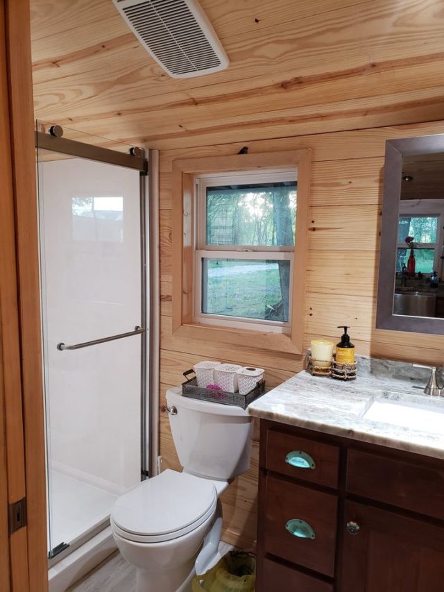 Tiny House For Rent in China Spring, Texas