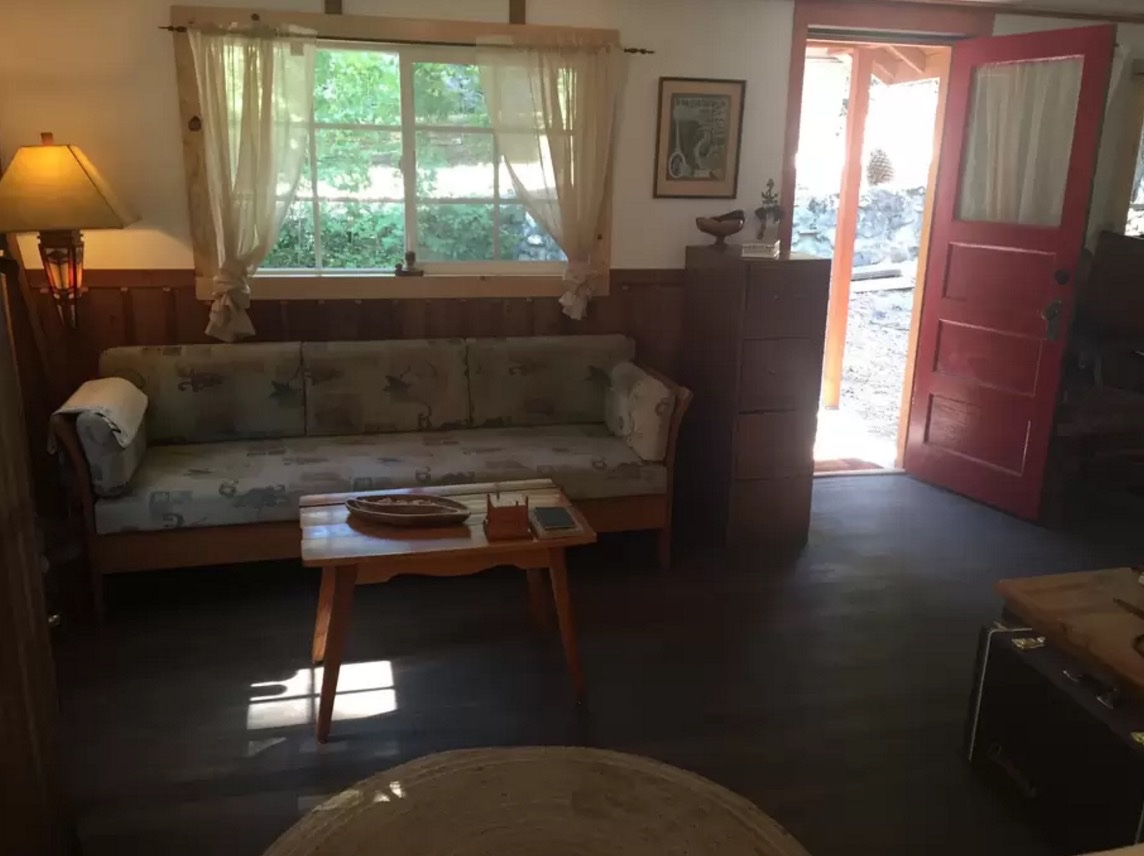 Forest Falls Tiny Cabin