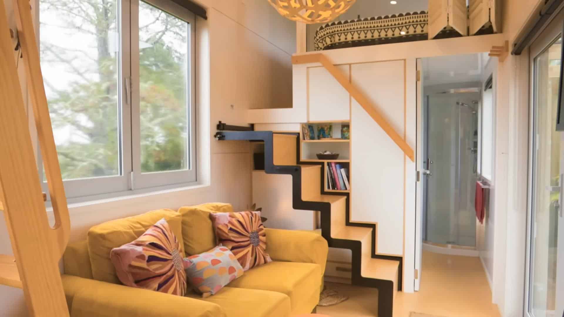 Her Tiny House Rental Design(03)