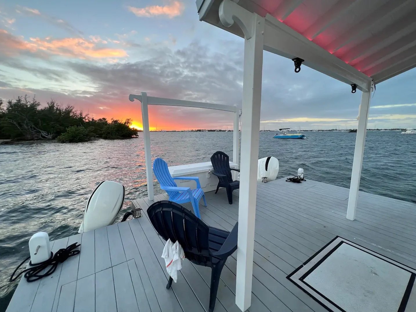 Key West Outpost Houseboat Floating Florida Cottage