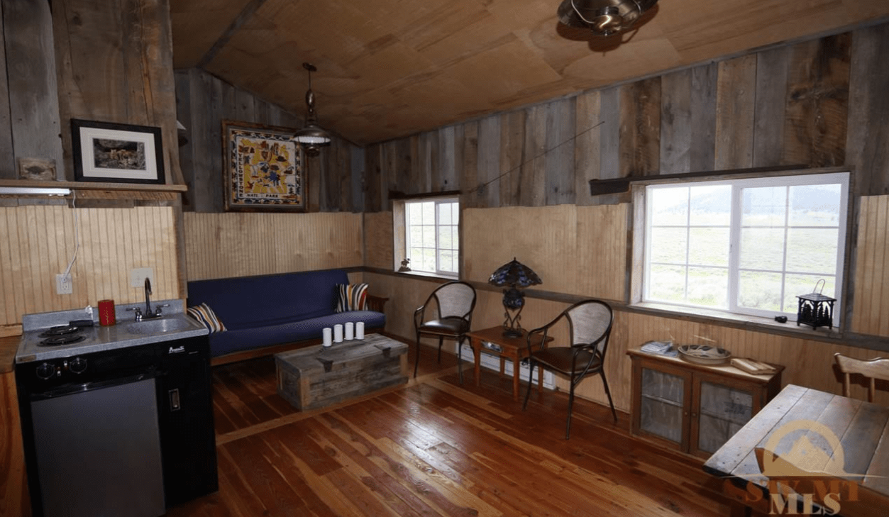 OffGrid Tiny Cabin on 35 Montana Acres