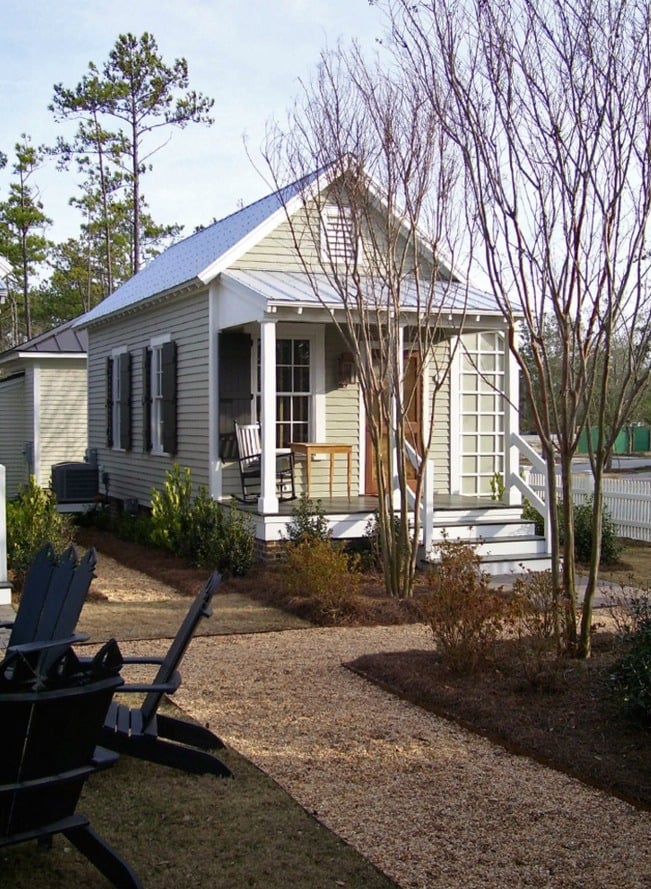 493 Sq. Ft. Studio Style Cottage with First Floor Bedroom