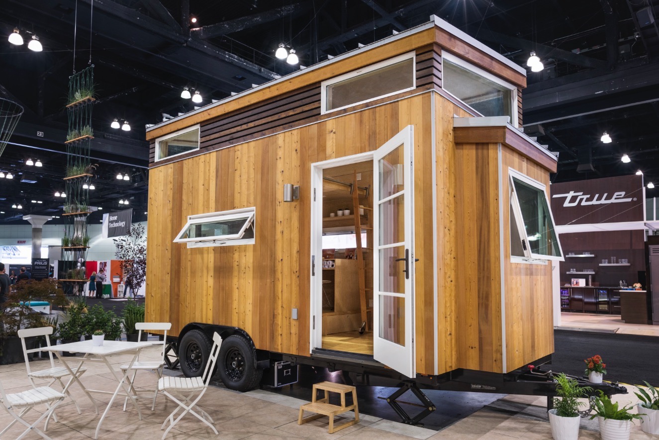 SOL POD Mobile Studio
