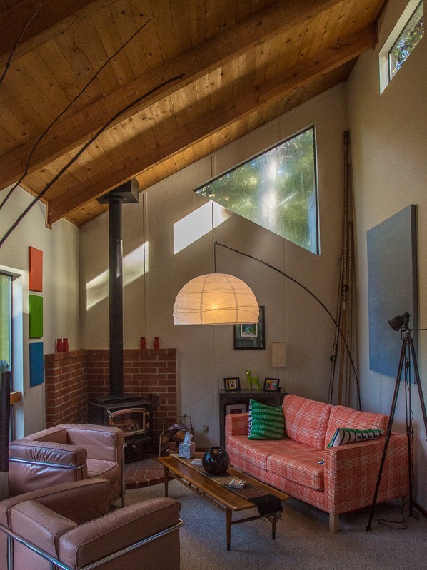 Sea Ranch Escape Hillside Pole House