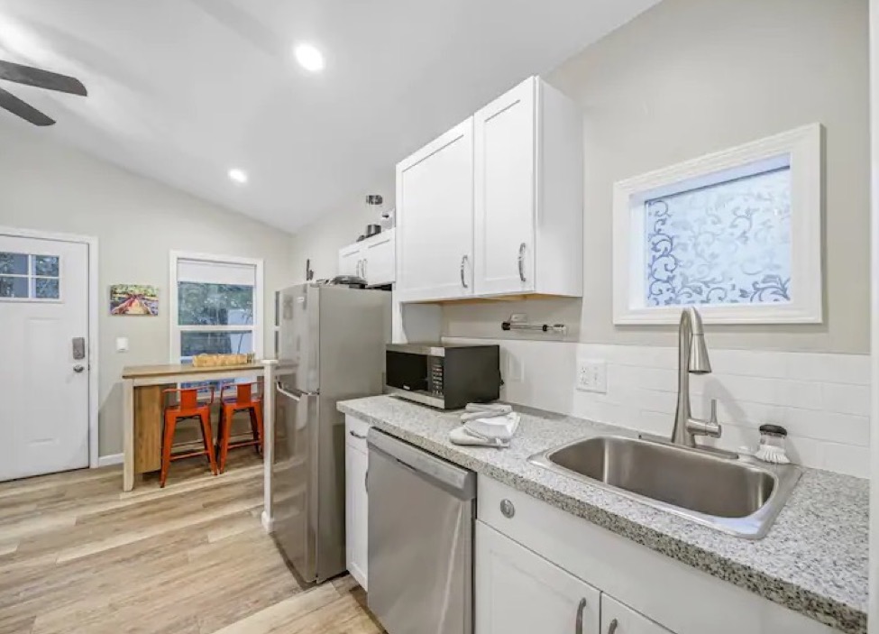 The Cottage At Hidden Springs in Bentonville, Arkansas 400sq.ft