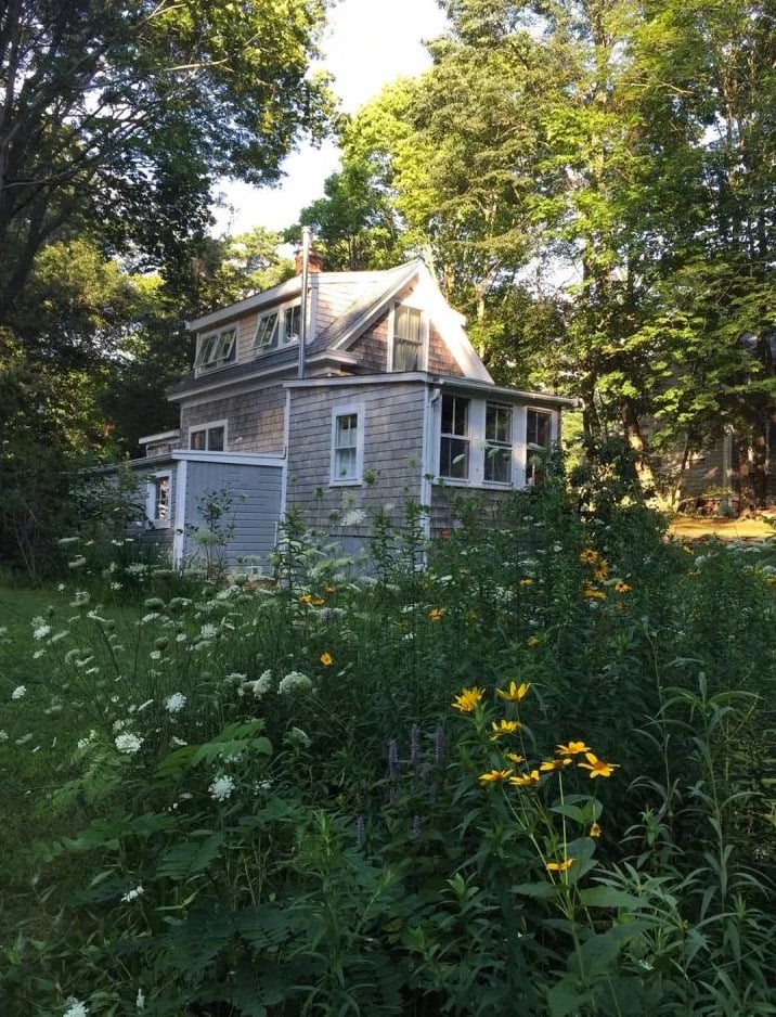 Tiny Cottage in Cape Cod