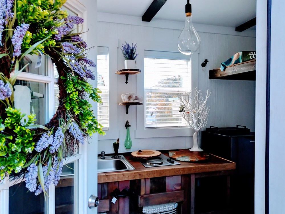 14k Wanderlust Tiny House in Granbury