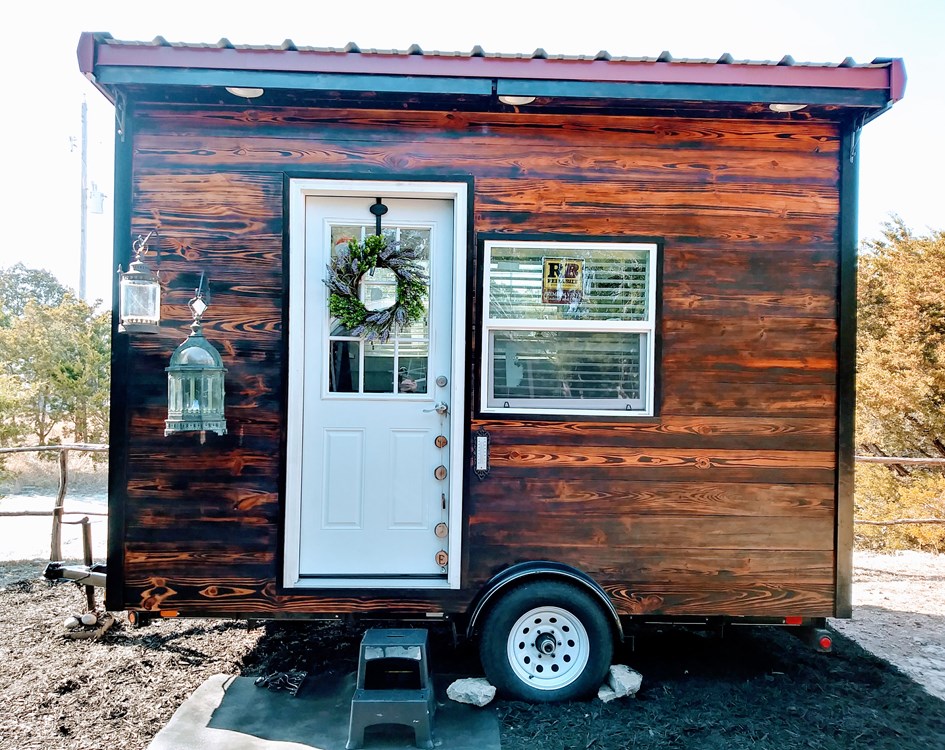 14k Wanderlust Tiny House in Granbury