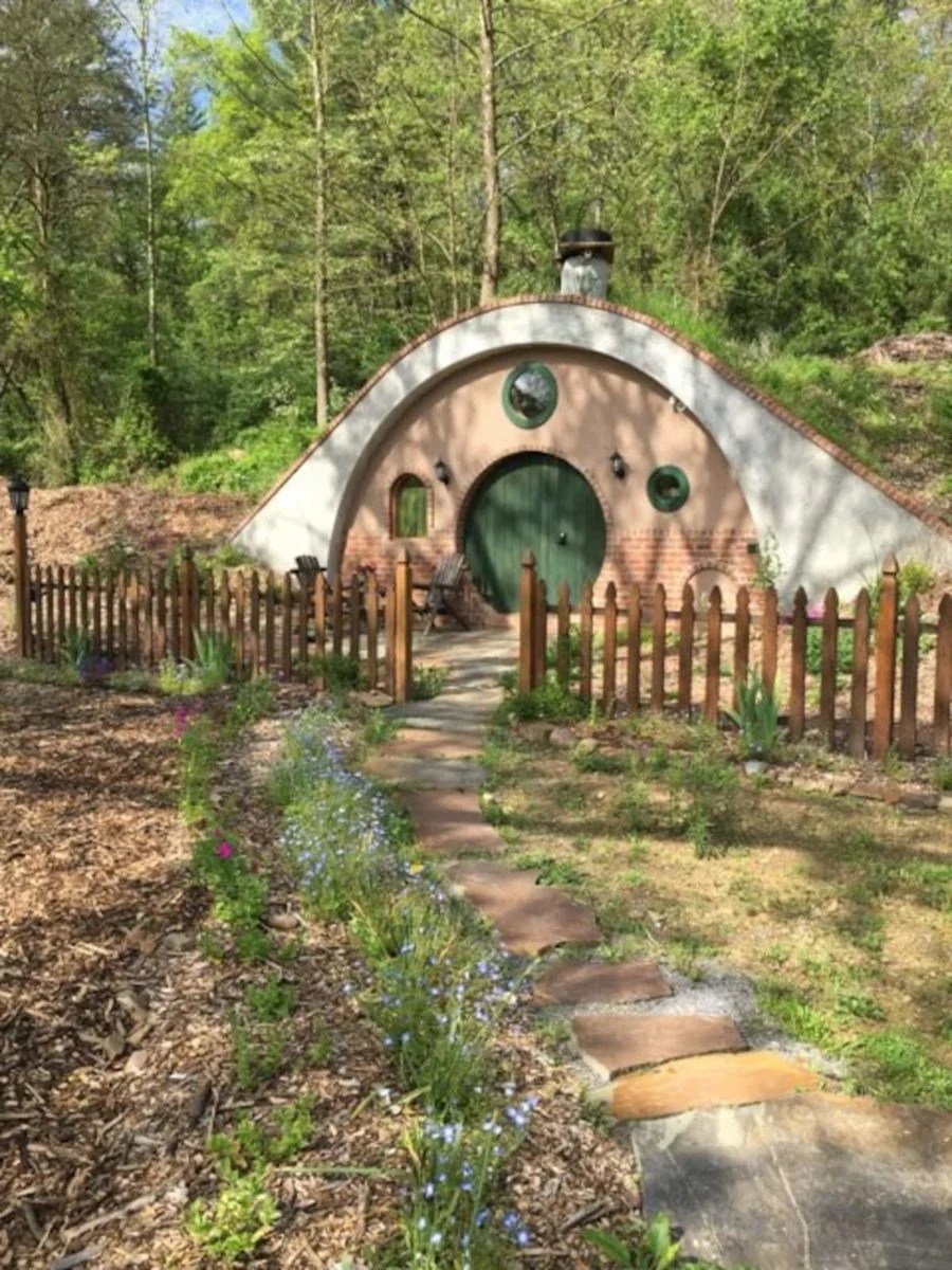 Hobbit Hole Vacation in Virginia w/ Handcrafted Elements