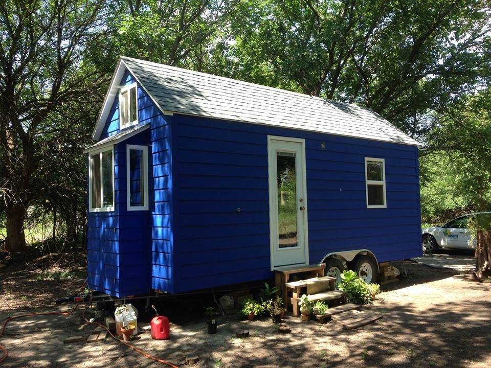 Another DIY Tiny Home on Wheels The Tiny Blue House